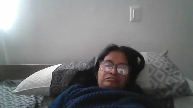 Snapshot of titssmall123 chatting on 19, 1, 2026 titssmall123 online show from 19, 1, 2026