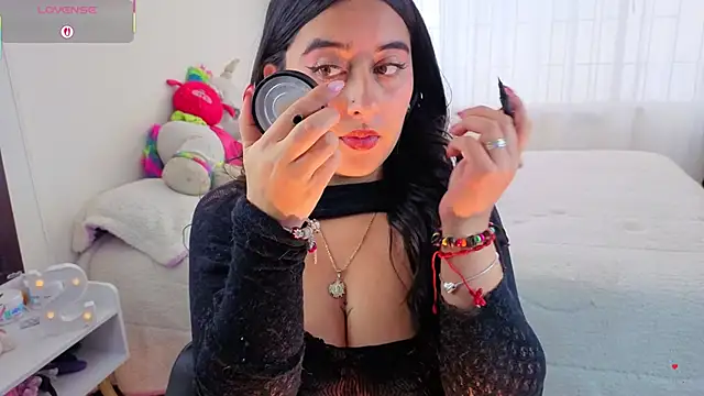 serenna se online show from 15, 12, 2025