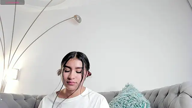 Zayda 1 online show from 12, 1, 2025