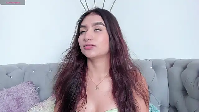 Zayda 1 online show from 6, 2, 2025