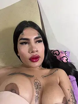 saragill323 online show from 13, 1, 2025