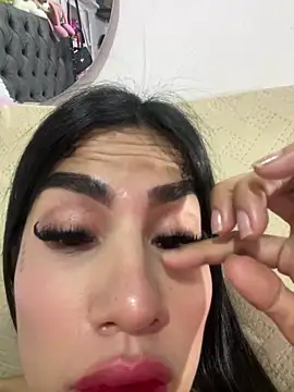 saragill323 online show from 1, 2, 2025