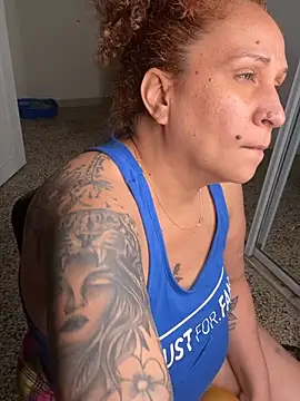 ladycreamypr2 online show from 19, 3, 2026