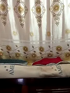 NgocQuyen2K online show from 24, 11, 2025