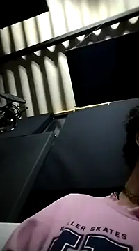 rebekka simpson online show from 6, 1, 2025