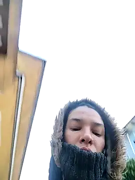 rebekka simpson online show from 3, 3, 2025