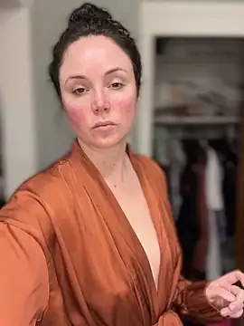 Blaze Baby online show from 19, 11, 2025