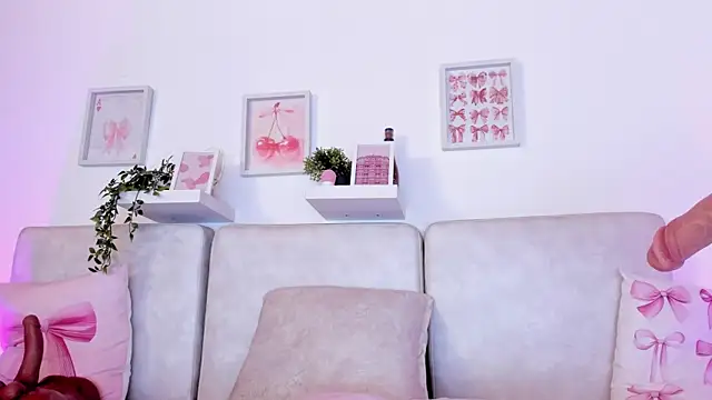 Snapshot of Malka_Burning chatting on 18, 10, 2025 Malka Burning online show from 18, 10, 2025