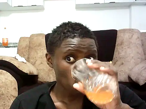 hottgirlval online show from 1, 3, 2025