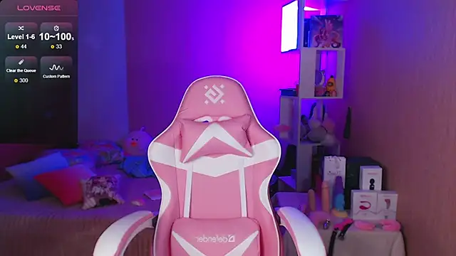 ur kitty   online show from 21, 12, 2024