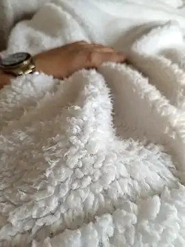 A man in public online show from 13, 4, 2026