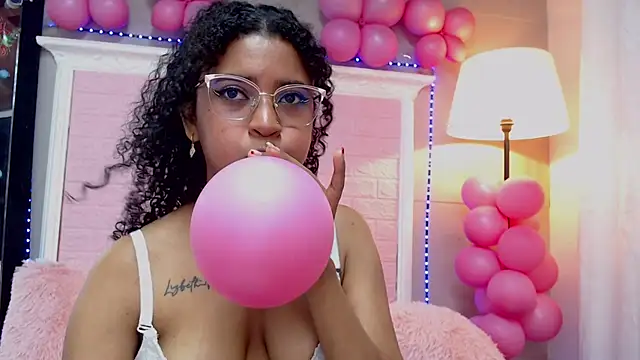 JessyZoe online show from 3, 2, 2025