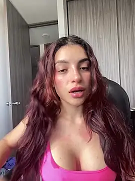 dakota le online show from 22, 4, 2026