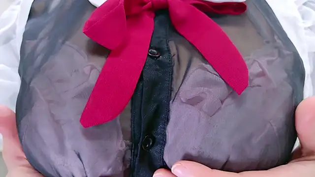 Snapshot of chihiro_ri chatting on 15, 1, 2025 chihiro ri online show from 15, 1, 2025