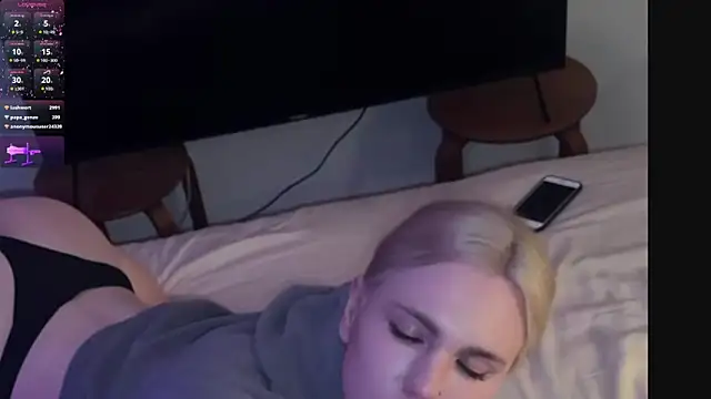 Snapshot of DanielPaige_ chatting on 1, 3, 2025 DanielPaige online show from 1, 3, 2025