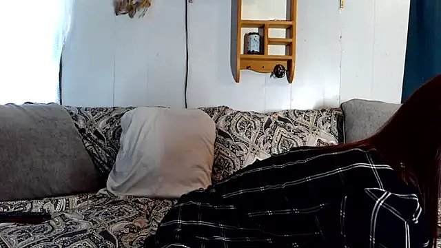 Snapshot of Genevieve143 chatting on 6, 11, 2025 Genevieve143 online show from 6, 11, 2025