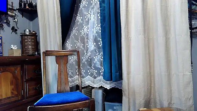 Genevieve143 online show from 8, 2, 2026