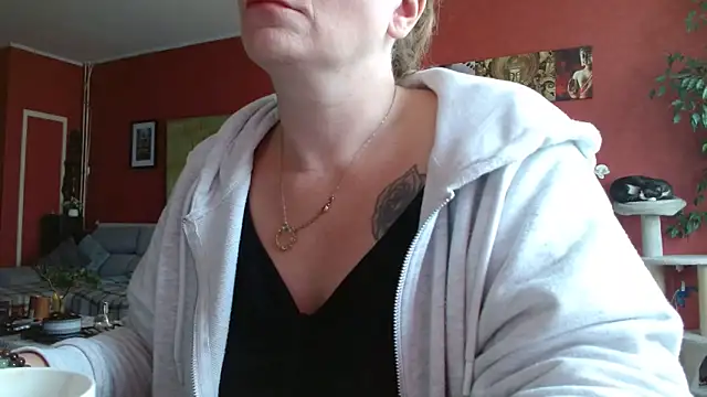 Snapshot of cruellaculdenfer67 chatting on 11, 6, 2026 cruellaculdenfer67 online show from 11, 6, 2026