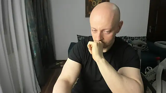 xxxWildxThoughtsxxx online show from 26, 1, 2025