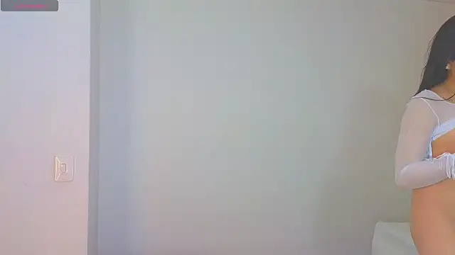 Tiphani walker  online show from 9, 1, 2026