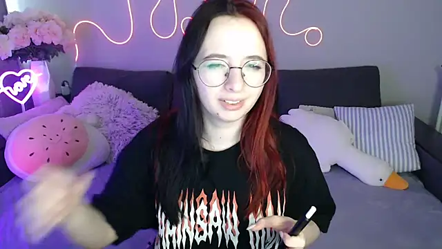Mini Diva online show from 5, 6, 2026