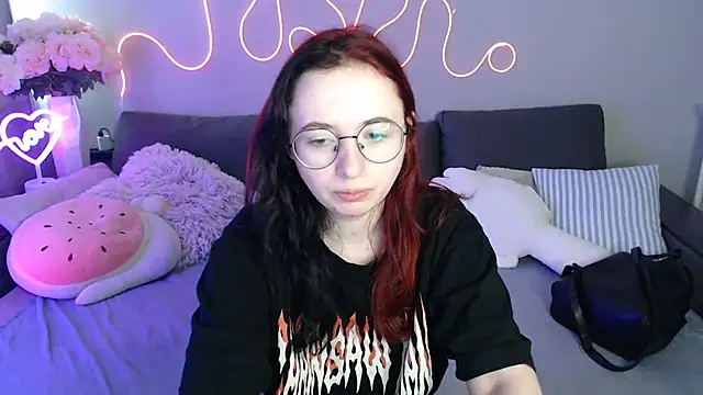 Mini Diva online show from 10, 6, 2026