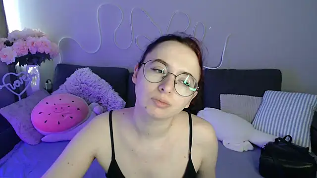 Mini Diva online show from 30, 6, 2026