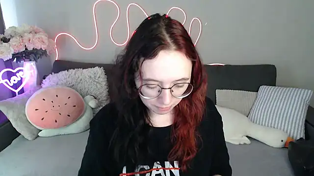 Mini Diva online show from 3, 7, 2026