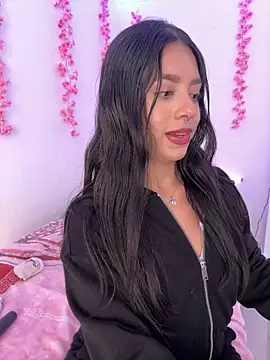 AliceJovovich online show from 3, 12, 2024