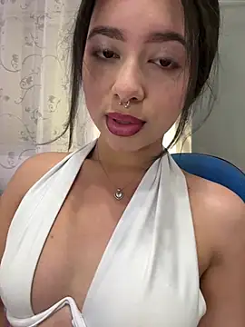 AliceJovovich online show from 30, 12, 2024