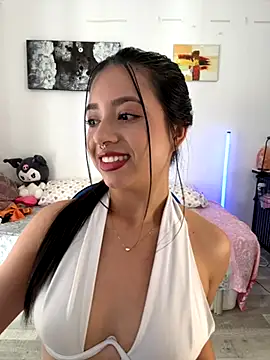 AliceJovovich online show from 14, 11, 2025