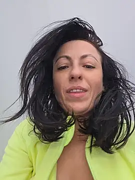 lovewildguy1 online show from 20, 4, 2026