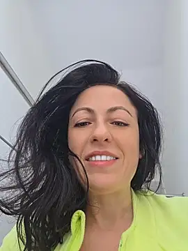 lovewildguy1 online show from 21, 4, 2026