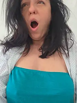 lovewildguy1 online show from 25, 4, 2026