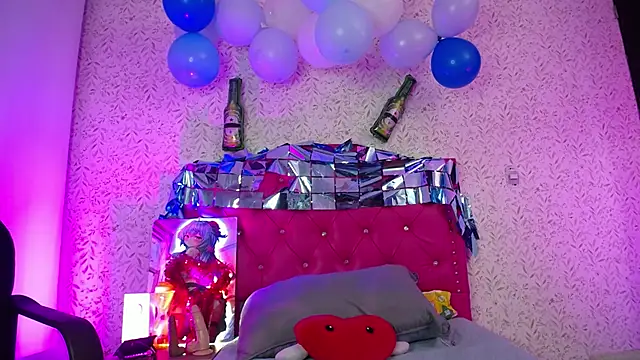 luly pink online show from 4, 10, 2025