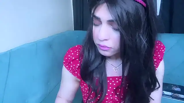 Arab tgirl online show from 20, 2, 2025