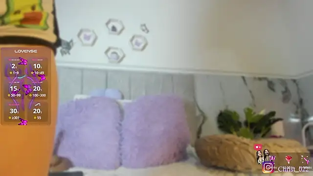 christal cutee online show from 9, 2, 2026