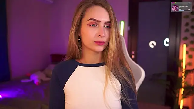 Snapshot of Kamila_icee chatting on 26, 9, 2025 Kamila icee online show from 26, 9, 2025