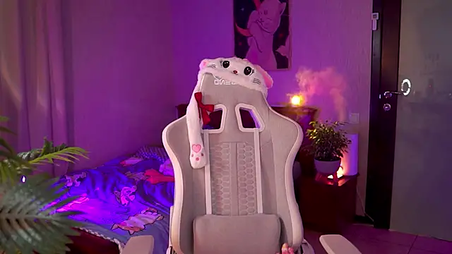 Kamila icee online show from 15, 2, 2026