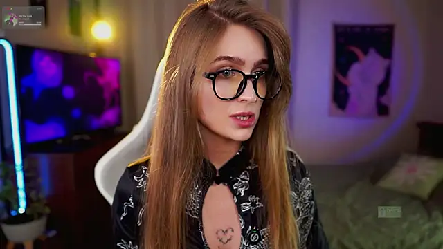 Kamila icee online show from 6, 8, 2026