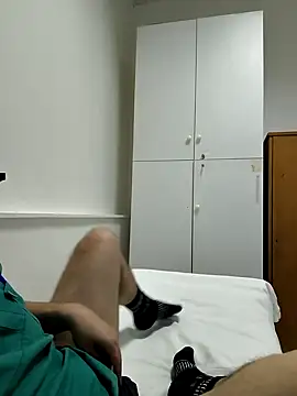 onbifeet online show from 5, 3, 2025