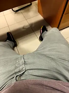 onbifeet online show from 18, 5, 2026