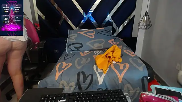 Snapshot of maissa-luvv chatting on 16, 12, 2024 maissa-luvv online show from 16, 12, 2024