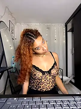 Snapshot of rubi_star chatting on 13, 10, 2025 rubi star online show from 13, 10, 2025