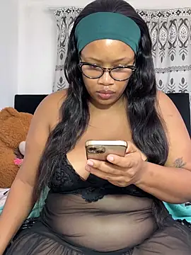 MimiCurves online show from 29, 4, 2026