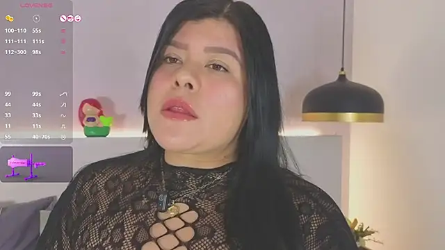 Snapshot of Scarlett_grey1 chatting on 19, 11, 2025 Scarlett grey1 online show from 19, 11, 2025