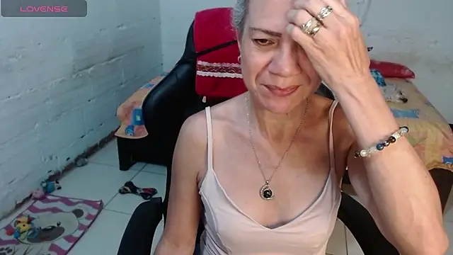 Snapshot of Giorgia_xue53 chatting on 20, 12, 2024 Giorgia xue53 online show from 20, 12, 2024