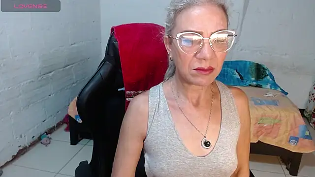 Snapshot of Giorgia_xue53 chatting on 27, 12, 2024 Giorgia xue53 online show from 27, 12, 2024