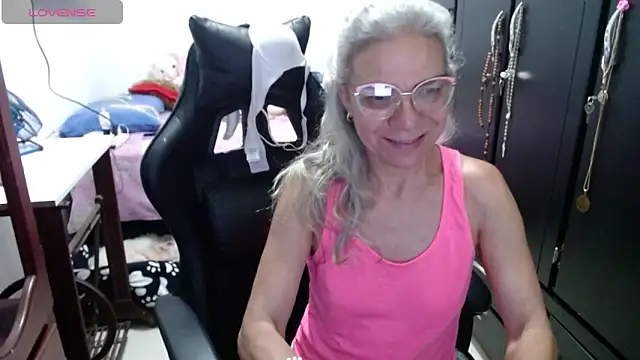 Snapshot of Giorgia_xue53 chatting on 11, 3, 2026 Giorgia xue53 online show from 11, 3, 2026