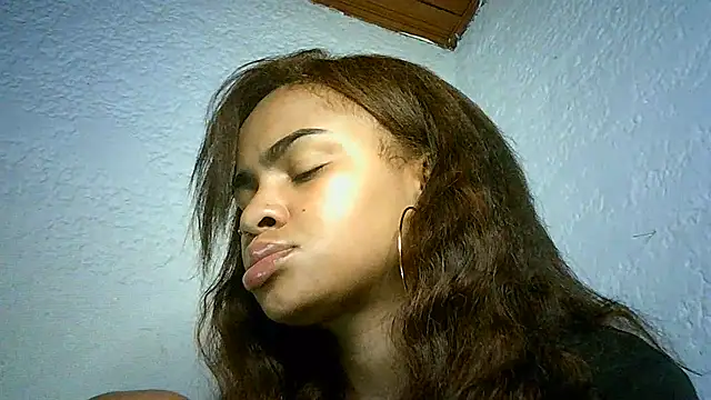 Bellabeltrann online show from 5, 1, 2025